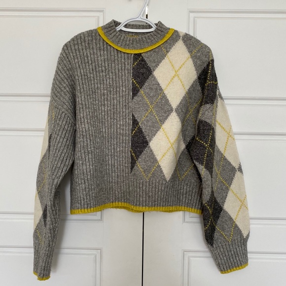 Sweaters - H&M Prince of Scotland Sweater